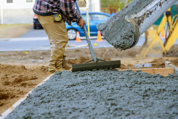 Best Driveways & Floors  in Ixonia, WI