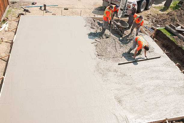 Best Concrete Leveling Services  in Ixonia, WI